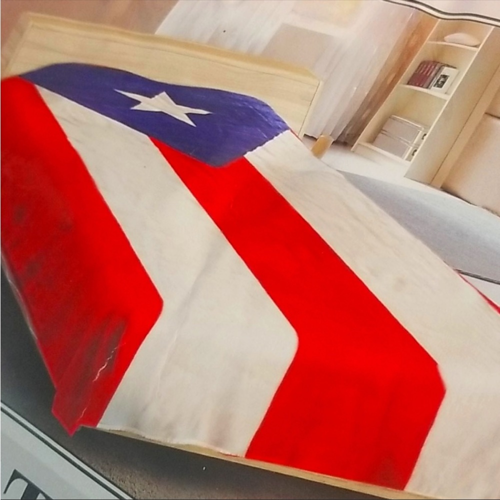 Puerto Rico Queen Size bed Blanket